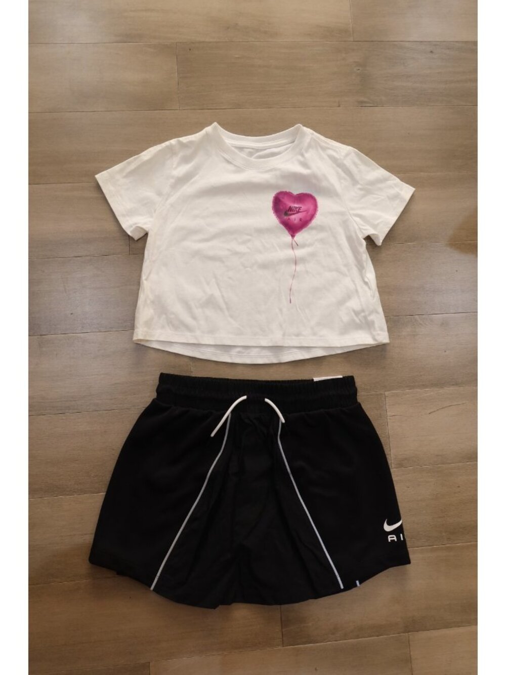 Kids Nike Crop Tee And Jorden Skirt 2 pc Set Size Medium